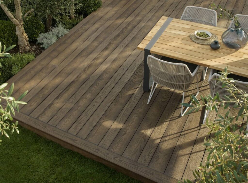 Millboard Alterwood - Luxury Gardens Magazine
