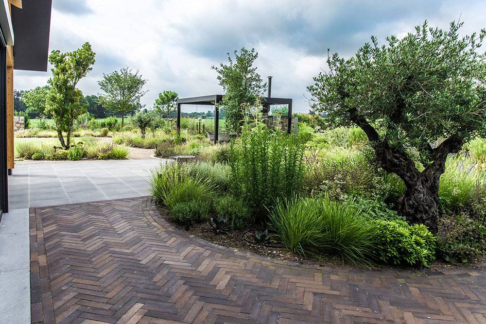 Galaton Klinkers van Formaat - Luxury Gardens Magazine Platform.