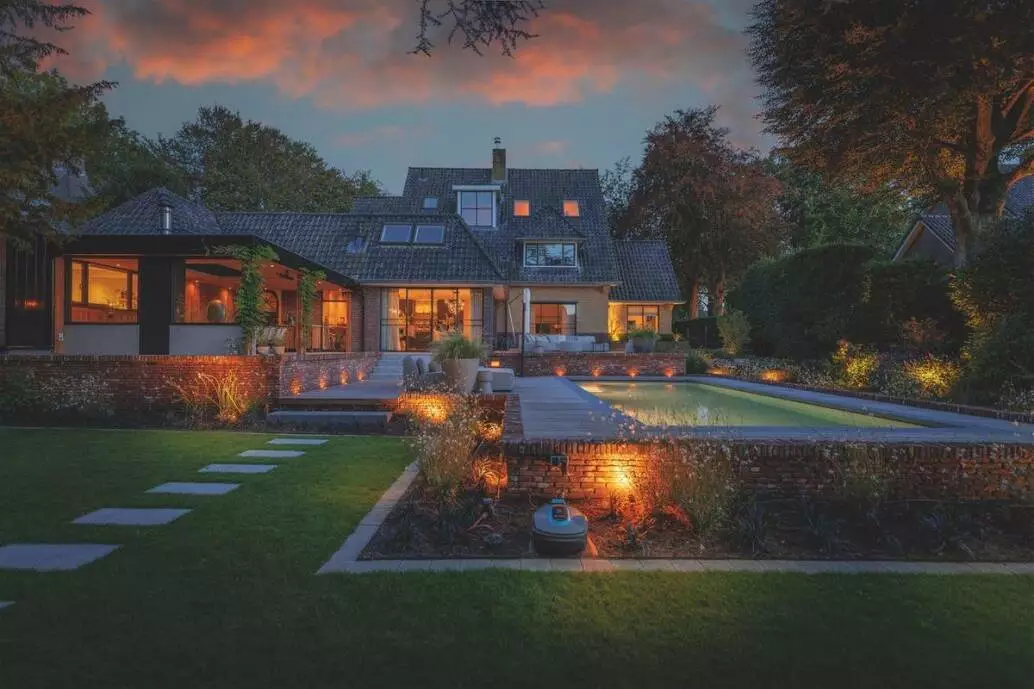 Lodewijks Droomtuinen - Lightpro - Luxury Gardens Platform 3