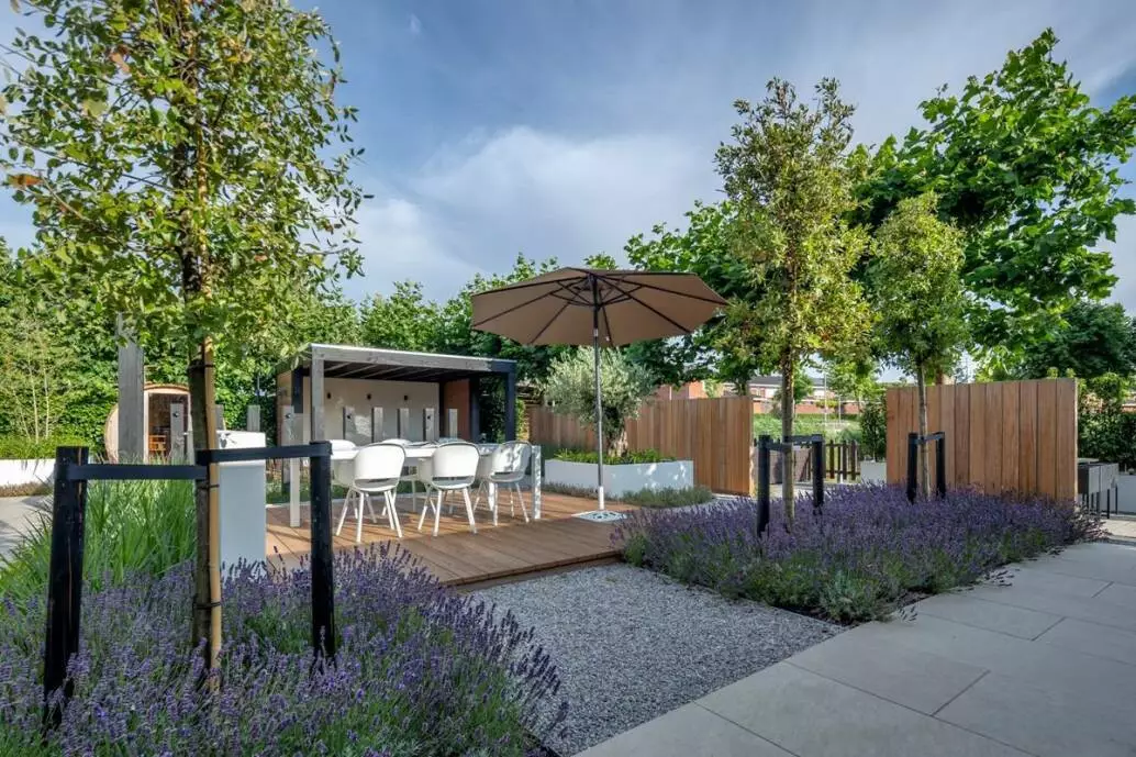 Roald Tuindesign - Byzonder Buyten - Fotografie Philip Paleewong - Luxury Gardens Platform 1