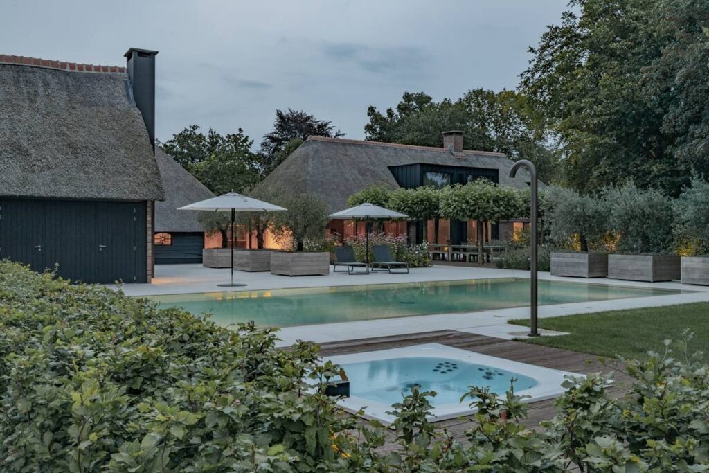 Michel Verhoeven Tuinarchitect - VSB Wellness - Luxury Gardens Magazine