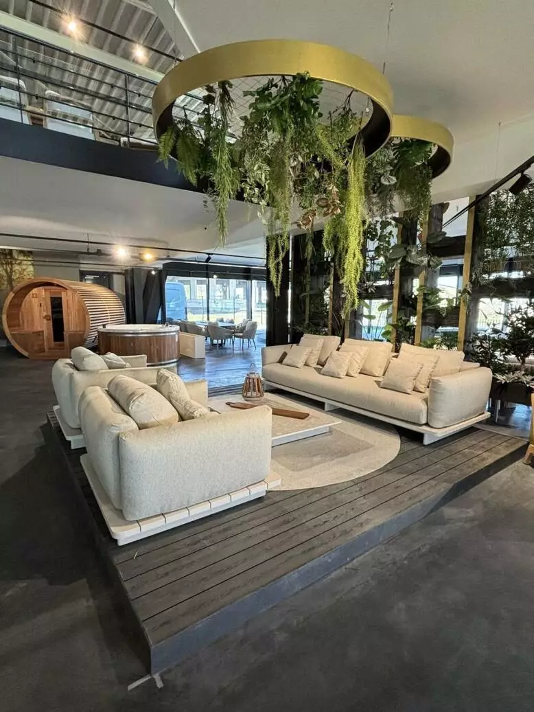 Suns V-Wellness experience center - Luxury gardens Magazine