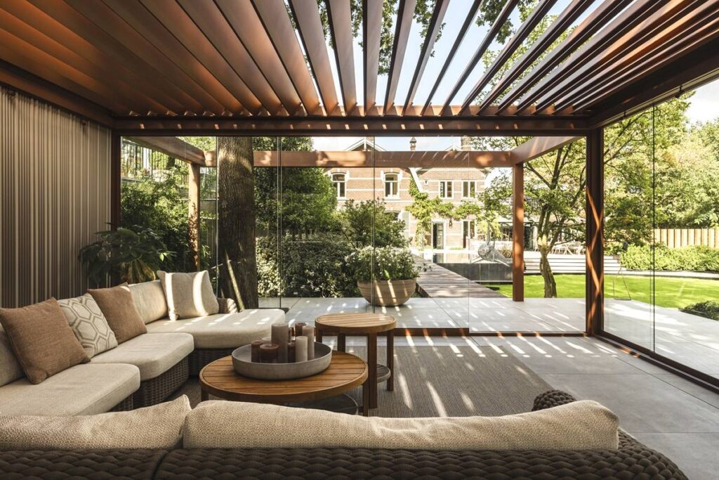Renson Amani - Villa Arte Laren - Luxury Gardens Magazine