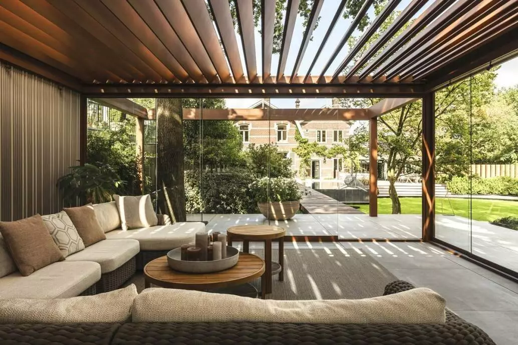 Renson Amani - Villa Arte Laren - Luxury Gardens Magazine