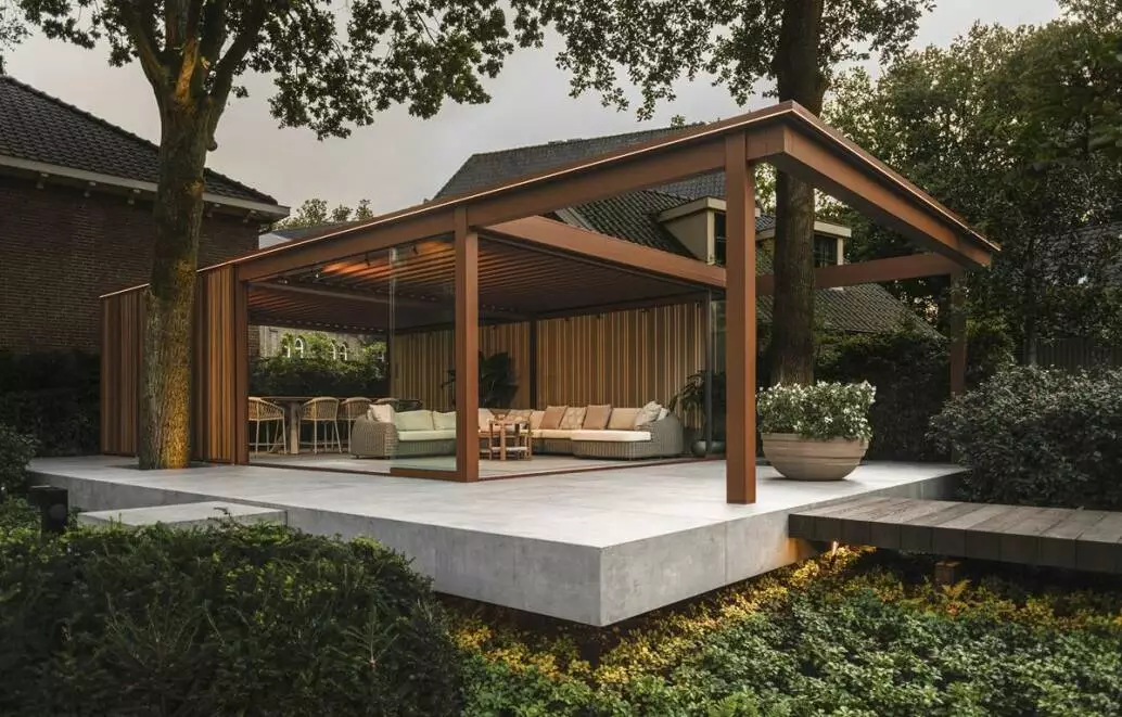 Renson Amani - Villa Arte Laren - Luxury Gardens Magazine