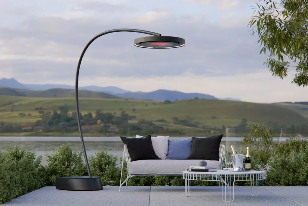 Bromic Eclipse Smart-Heat Portable - Luxury Gardens Magazine