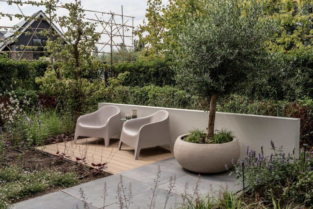 HetCommunicatiemeisje - Studio Linda Wester - Luxury Gardens Magazine