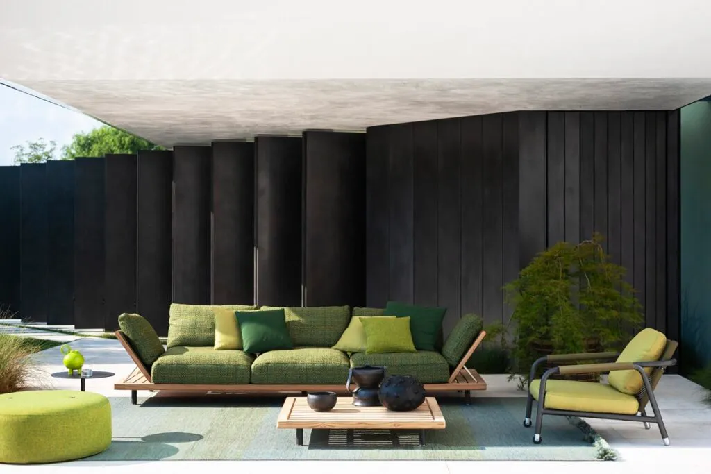 RODA PHILIA - Luxury Gardens Magazine