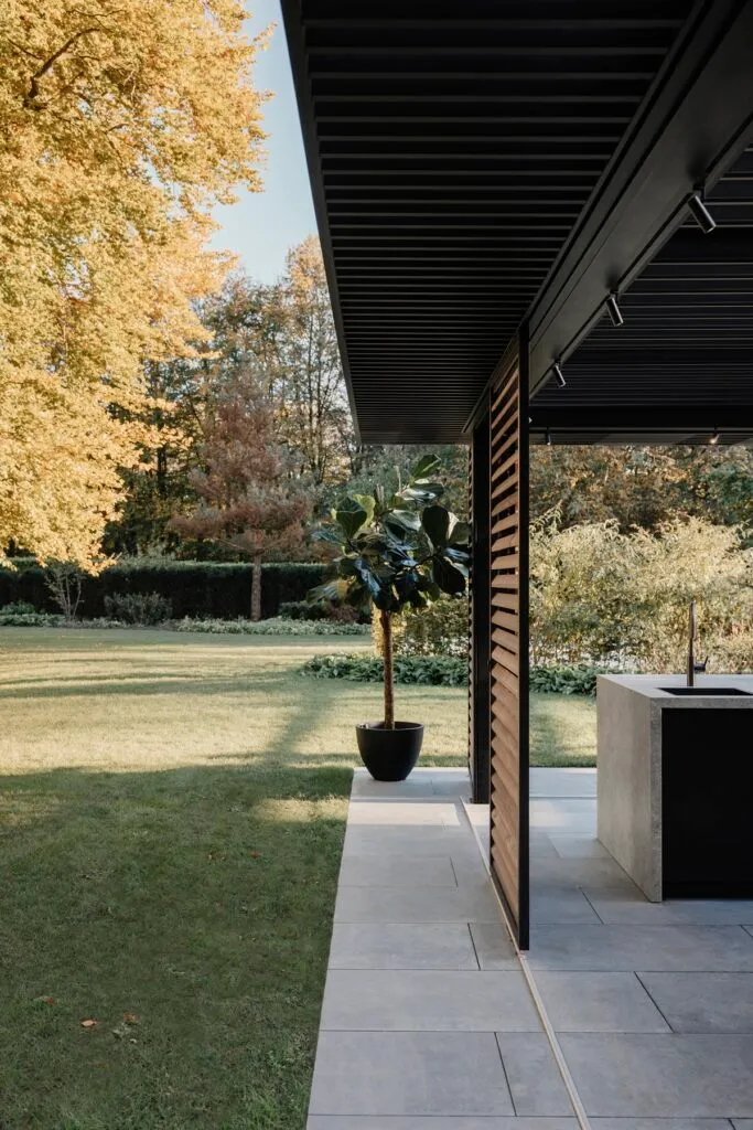 RENSON Amani - Luxury Gardens Magazine