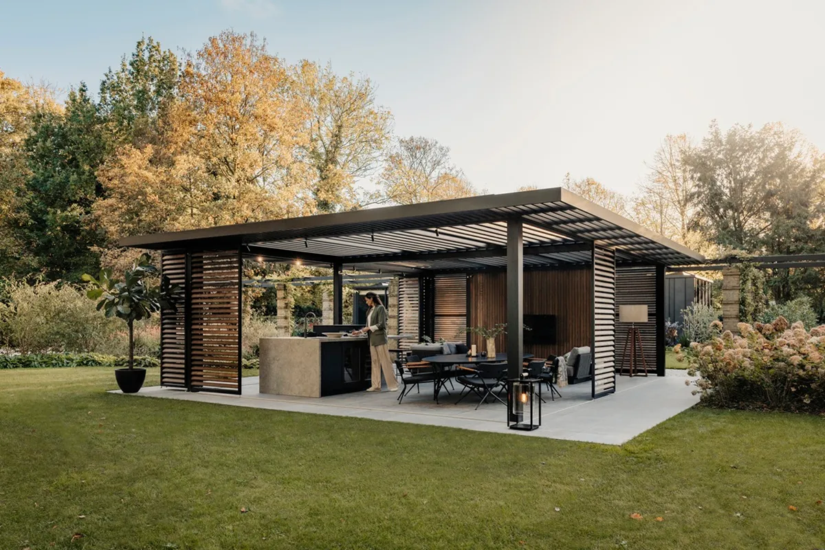 RENSON Amani - Luxury Gardens Magazine