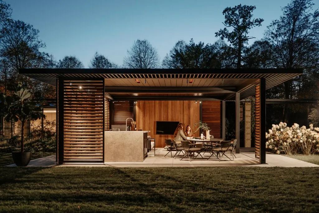 RENSON Amani - Luxury Gardens Magazine