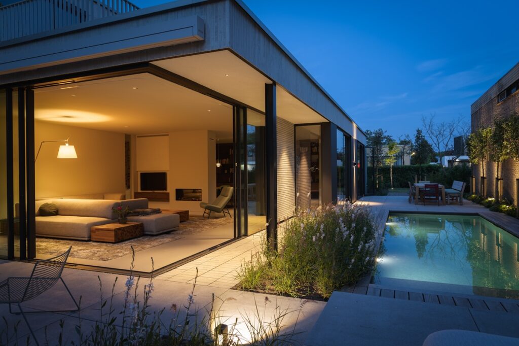 Buro Steef -tuinontwerper Karin van den Hoven - Luxury Gardens 8 - Najaar 2025 8