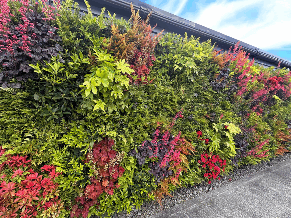 ADEZZ x Greeningup - Luxury Gardens Magazine