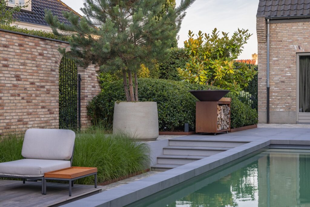 ROMFIX - Jansen Hoveniers - Luxury Gardens Platform 10