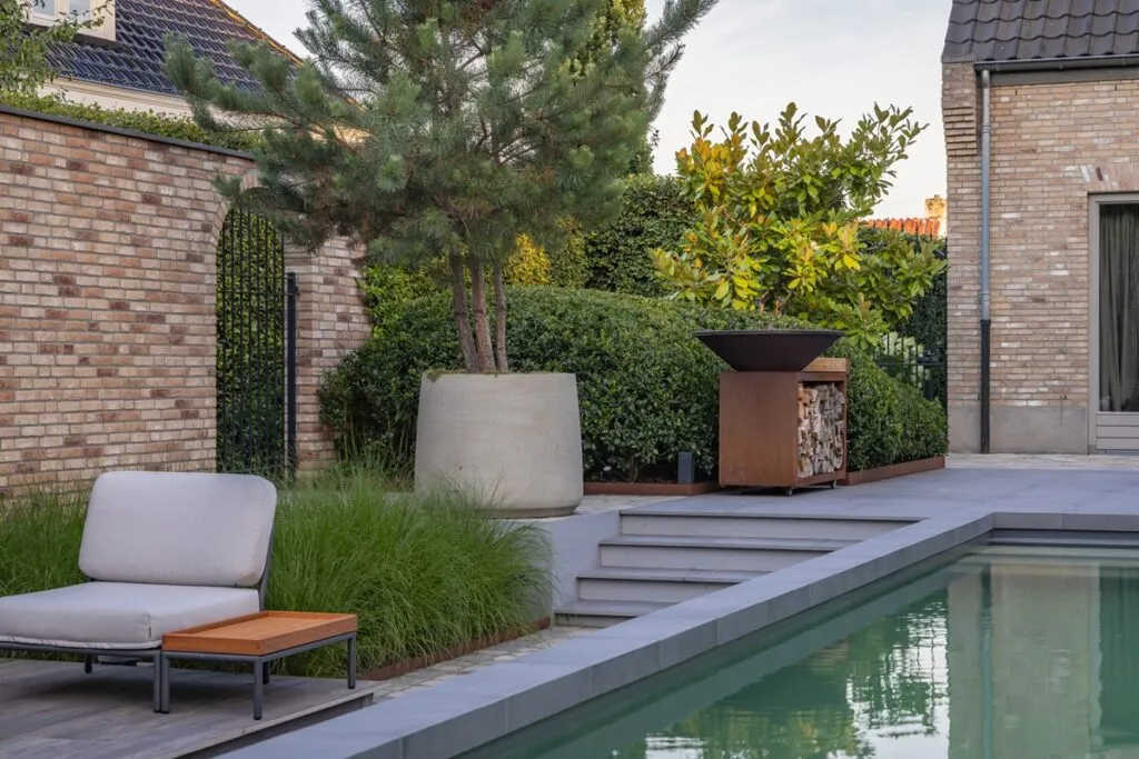 ROMFIX - Jansen Hoveniers - Luxury Gardens Platform 10