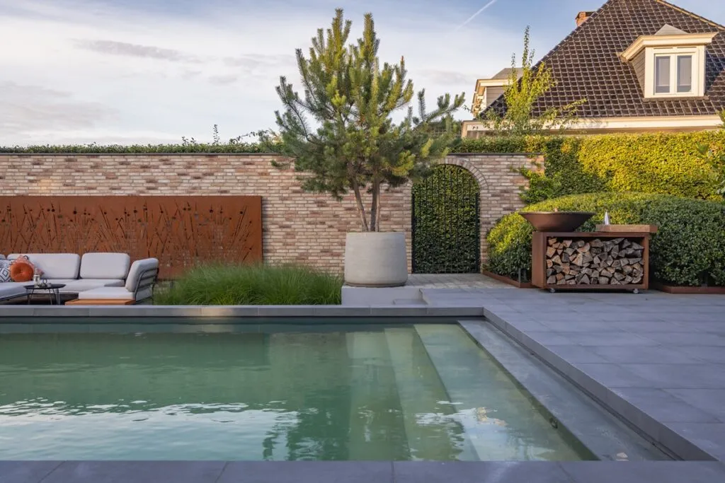 ROMFIX - Jansen Hoveniers - Luxury Gardens Platform 7
