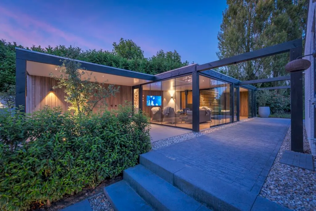 Roald Tuindesign - Byzonder Buyten - Foto Philip Paleewong - Luxury Gardens Magazine 8