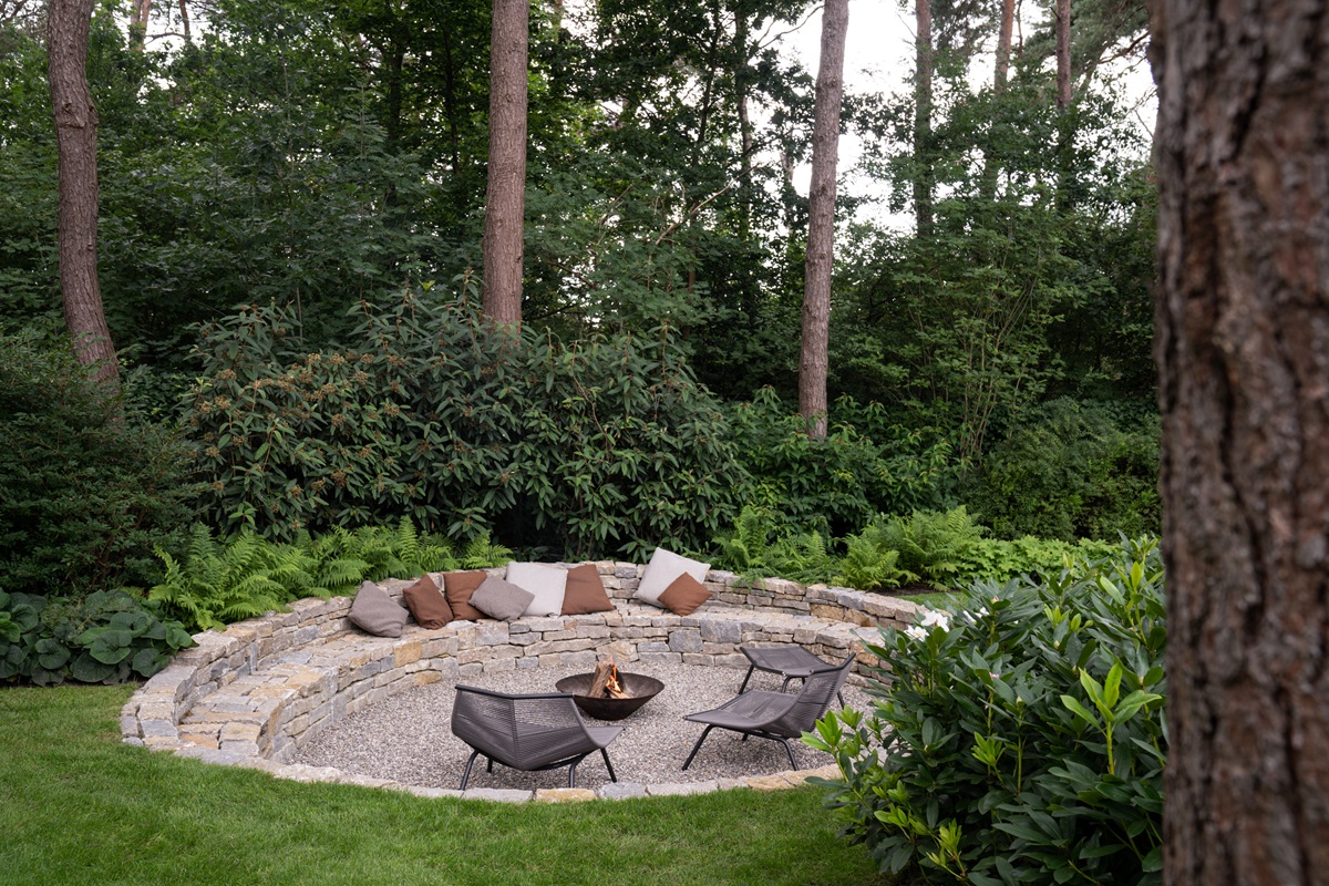 Tebi Exclusief - Felsart blokken - Luxury Gardens Magazine