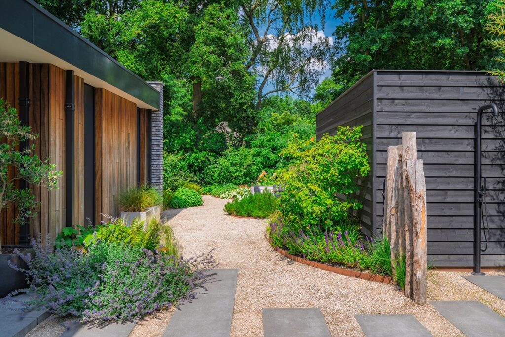 ADEZZ Project - Paul Hoevenaars Designtuinen - Luxury Gardens Magazine 13