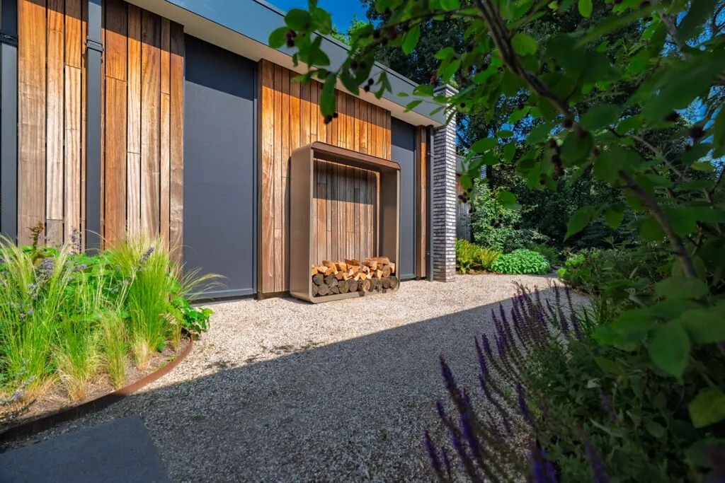 ADEZZ Project - Paul Hoevenaars Designtuinen - Luxury Gardens Magazine 2