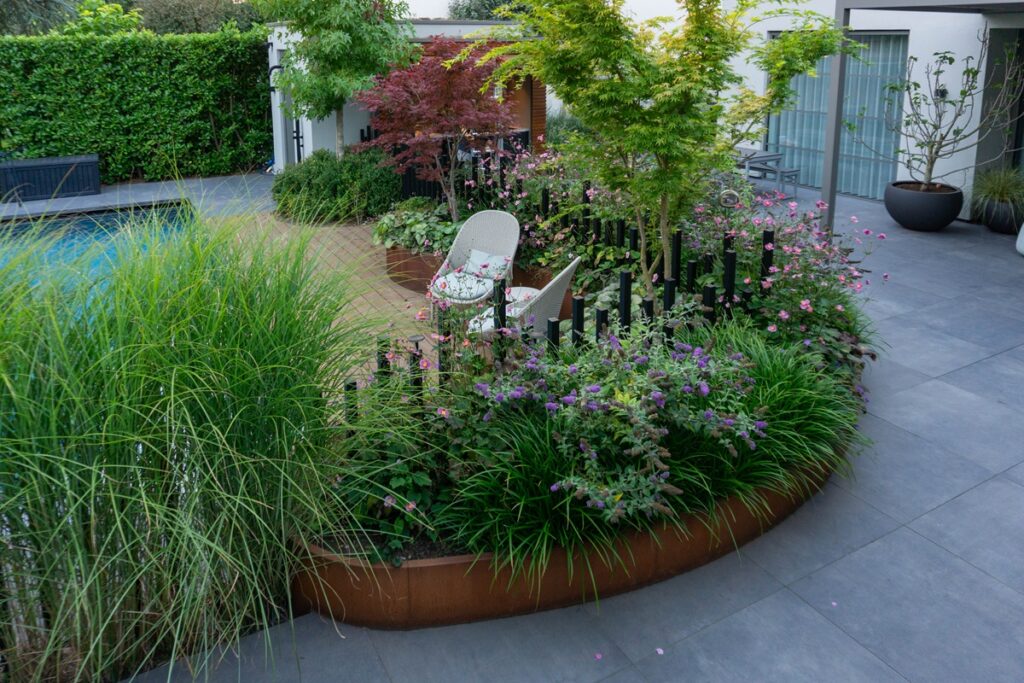 Bunt Hoveniers - Luxury Gardens Magazine 8 - Najaar 2025 12