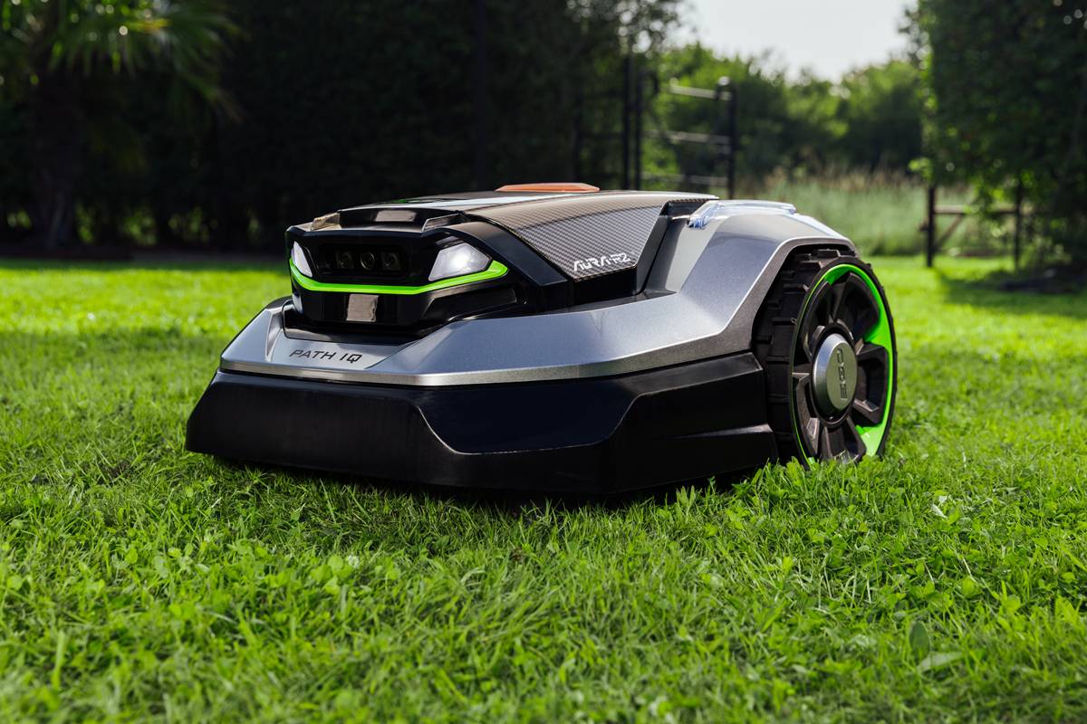 EGO AURA robotmaaier - Luxury Gardens Magazine