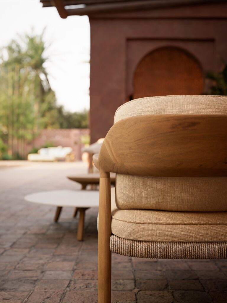 Manutti Yiko - Luxury Gardens Magazine